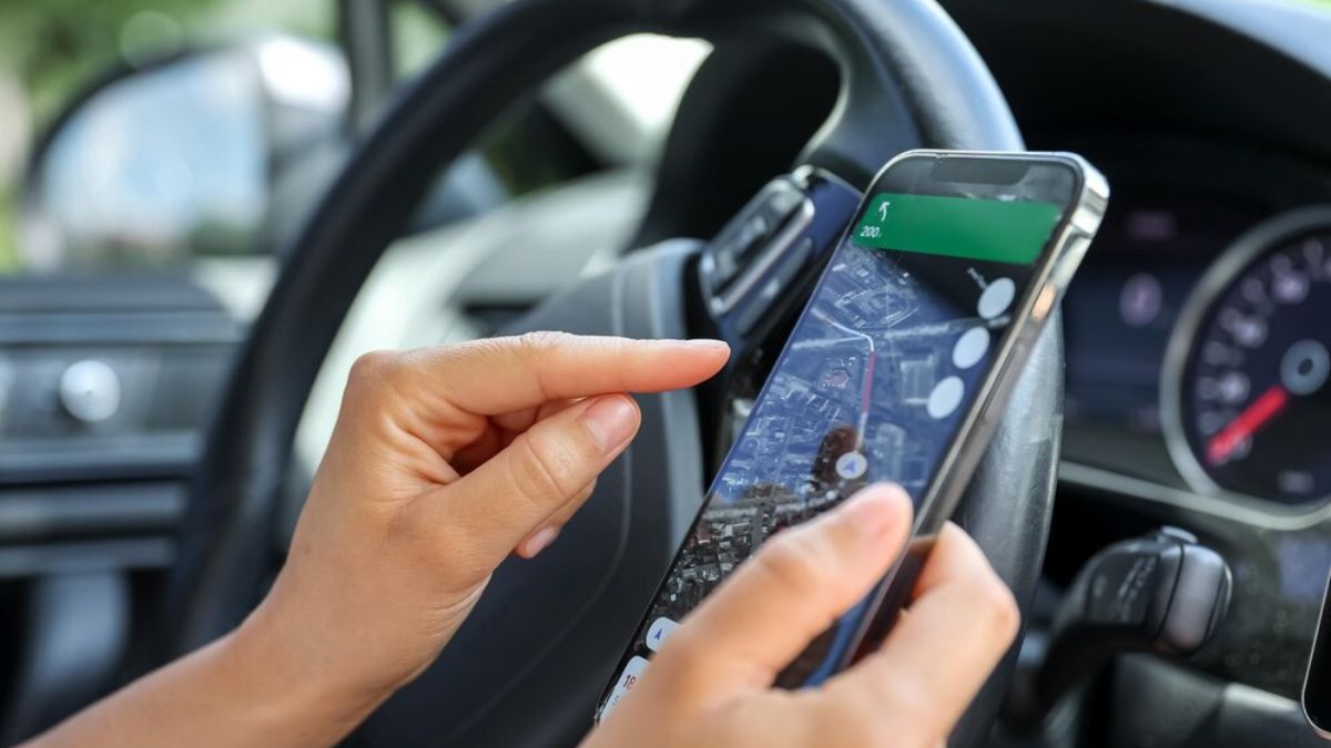 car-care-tips-have-car-without-built-in-gps-5-reasons-why-you-should-use-after-market-gps-device-in-your-car
