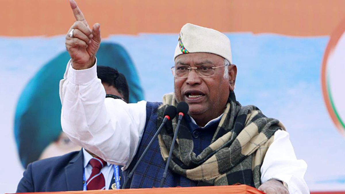 Kharge Attacks PM Modi For ‘Not Visiting’ Manipur, Slams BJP’s Double ...