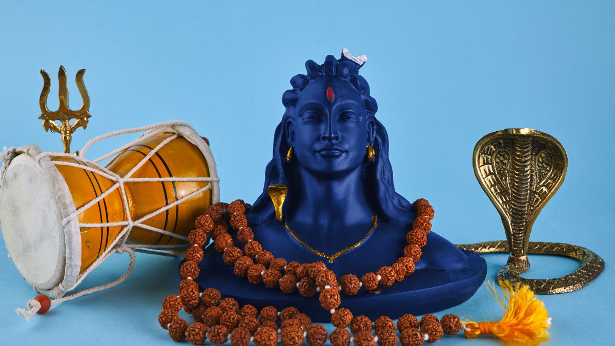 7-things-devotees-must-never-offer-to-lord-shiva-even-by-mistake