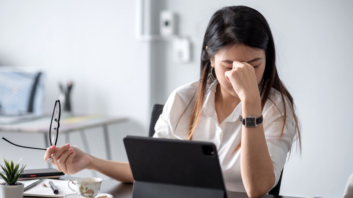 computer-vision-syndrome-expert-suggests-tips-to-avoid-screen-time-related-eye-problems
