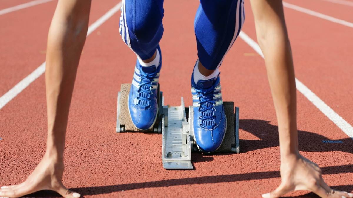 10 Best Sprinting Spikes For Track Sprinters In 2023