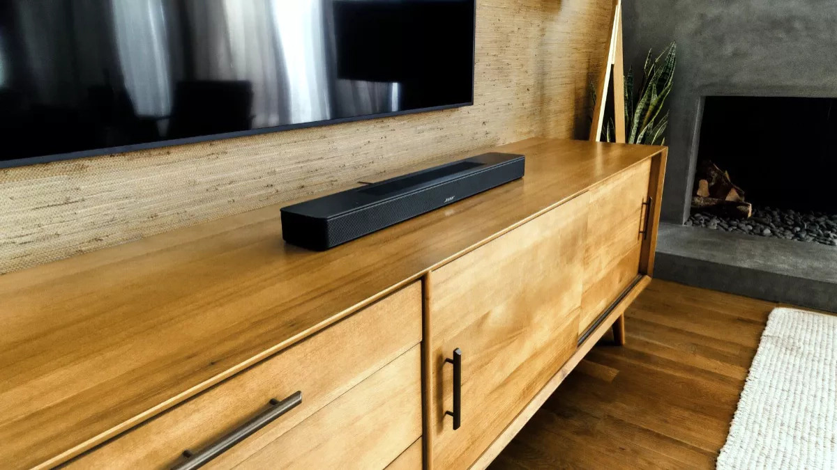 Bose Smart Soundbar 900: Top Selling Alternatives With Dolby Atmos And 5.1  Home Theatres