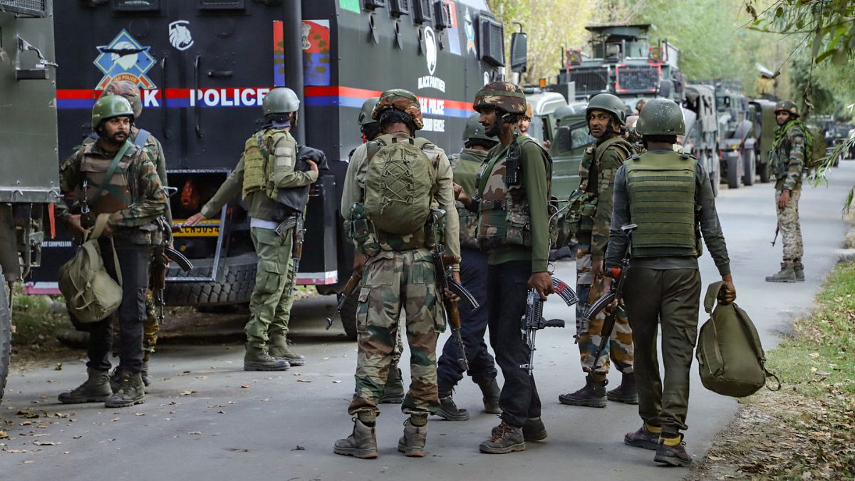 JK: Security Forces Continue Intense Terrorist Hunt For Second Day In ...