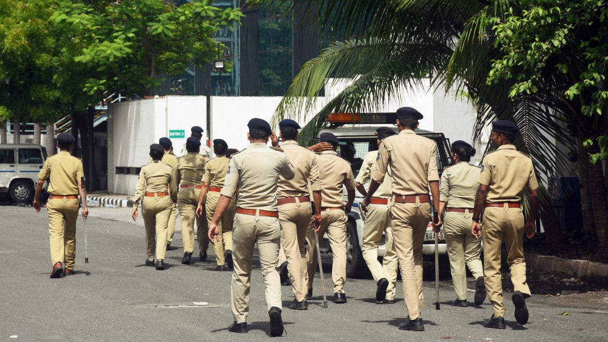 Tamil Nadu Police Forms Three Special Teams To Arrest DMK MLA's Kin In ...