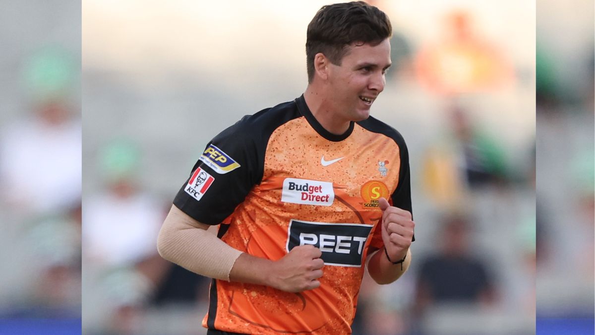 bbl-2024-jhye-richardson-ruled-out-of-remainder-of-tournament-with-side-strain-unlikely-for-west-indies-odis