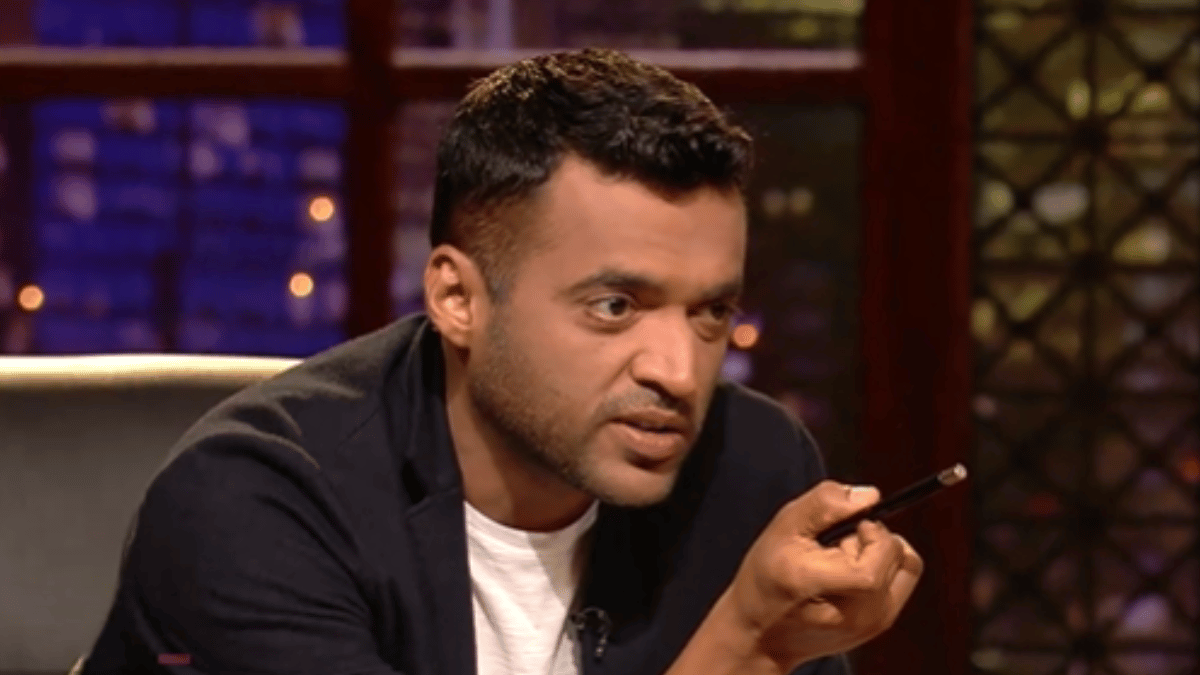 deepinder-goyal-schools-man-for-spelling-mistakes-in-business-model-internet-says-trying-to-copy-ashneer-grover