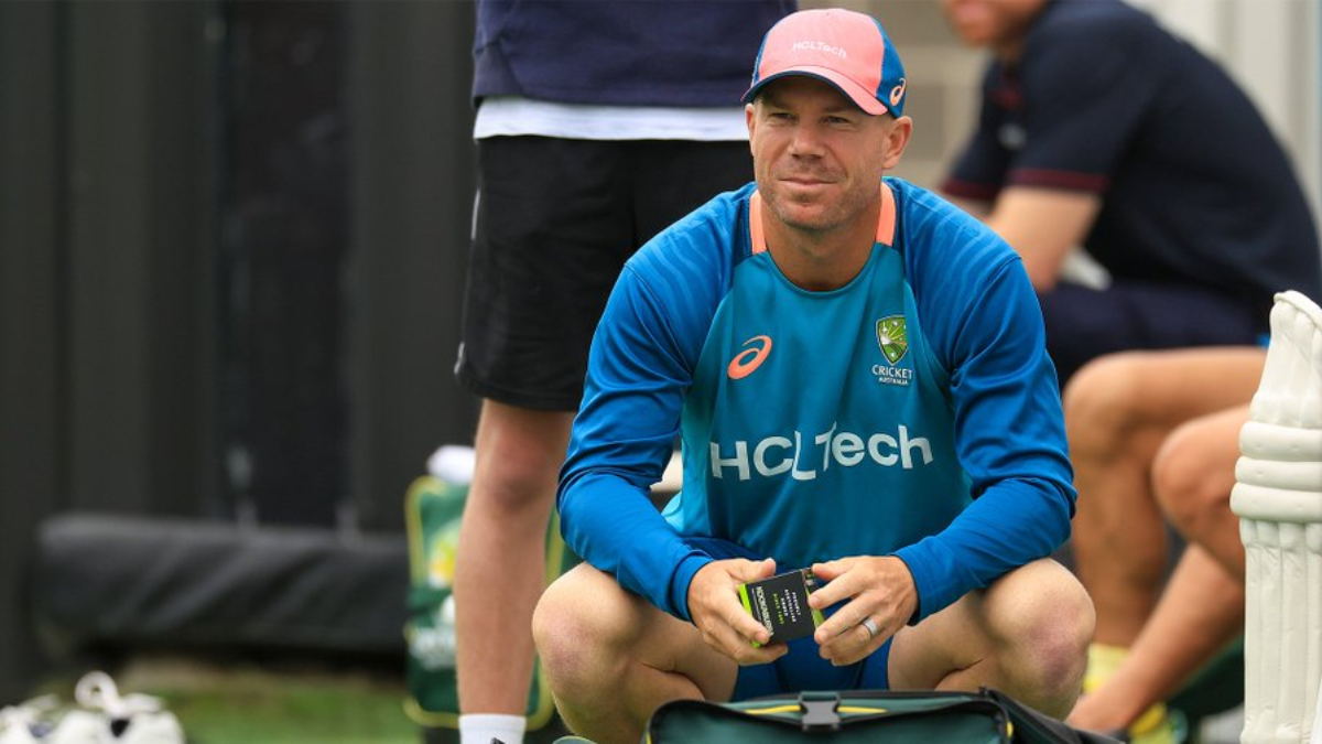 david-warner-to-get-heroic-helicopter-entry-at-sydney-cricket-ground-for-bbl-match