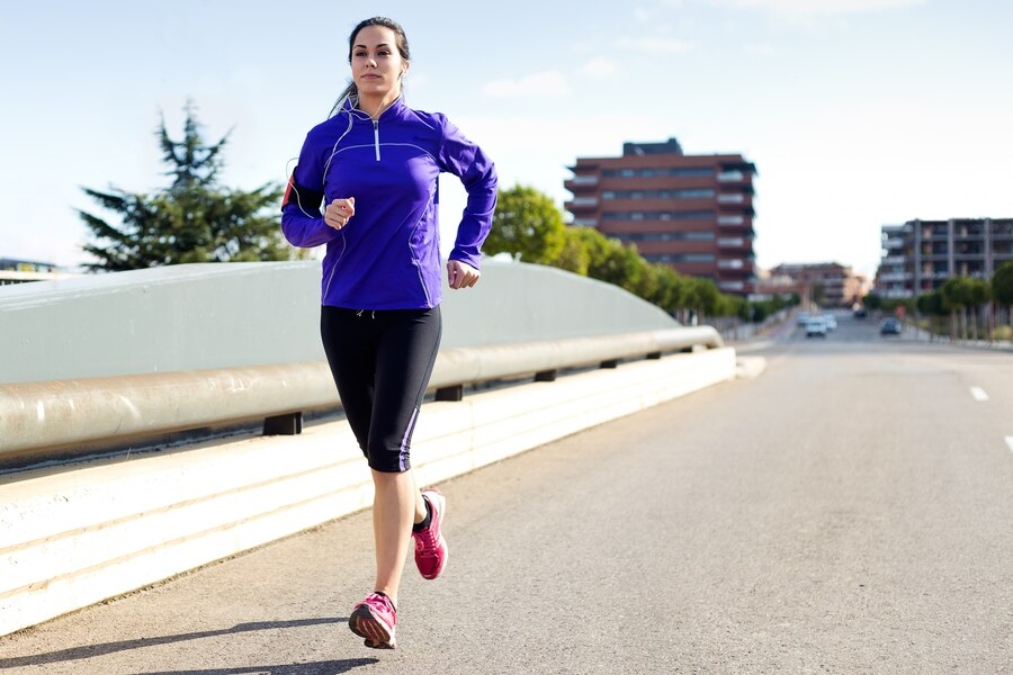 is-walking-10000-steps-in-a-day-enough-for-weight-loss-doctor-lists-health-benefits