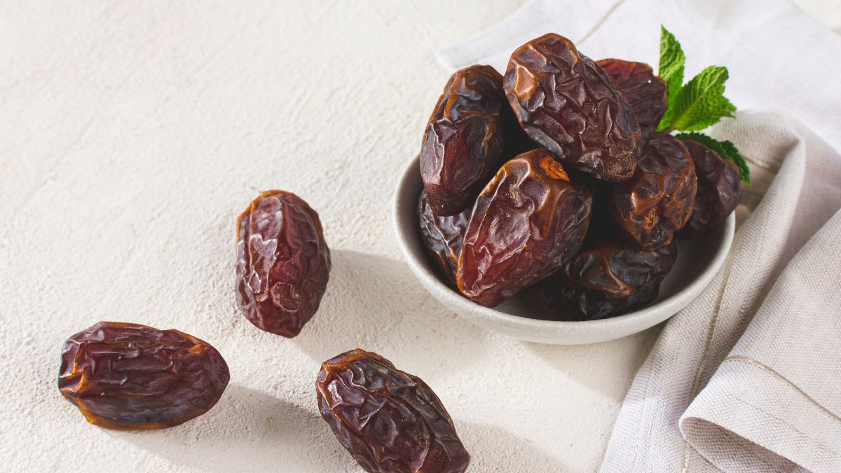 6 Health Advantages Of Eating One Piece Of Date In The Morning On An Empty Stomach