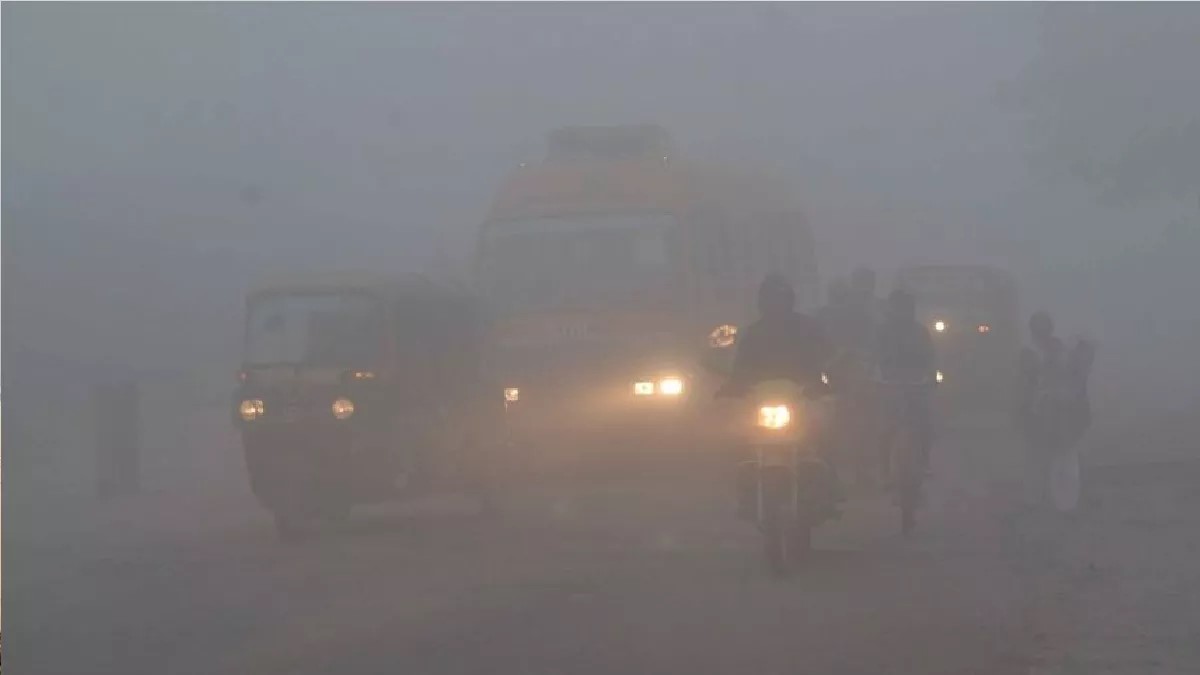 Weather Updates: Yellow Alert Issued As Dense Fog Engulfs Delhi-NCR ...