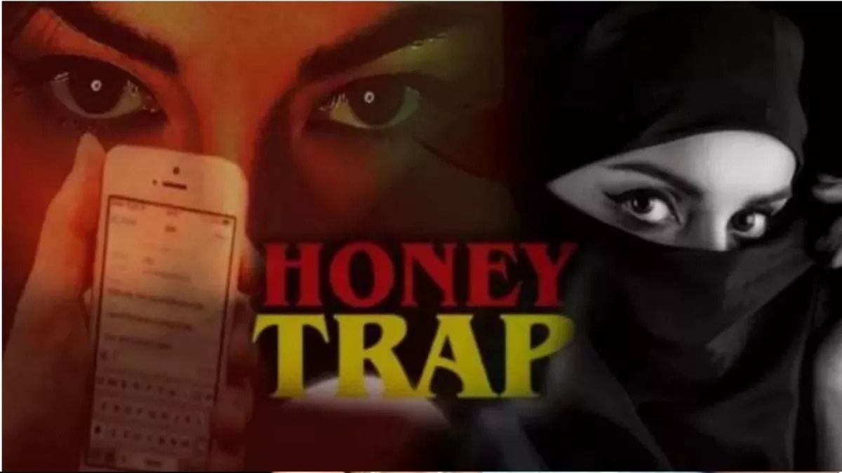 Noida HoneyTrapping Gang Busted By Police; Five Including Two Women