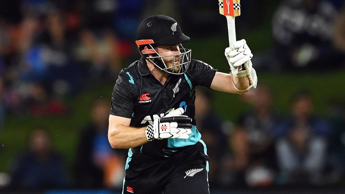 nz-vs-pak-kane-williamson-pulls-out-of-rest-of-2nd-t20i-due-to-hamstring-issue-tim-southee-to-lead-blackcaps