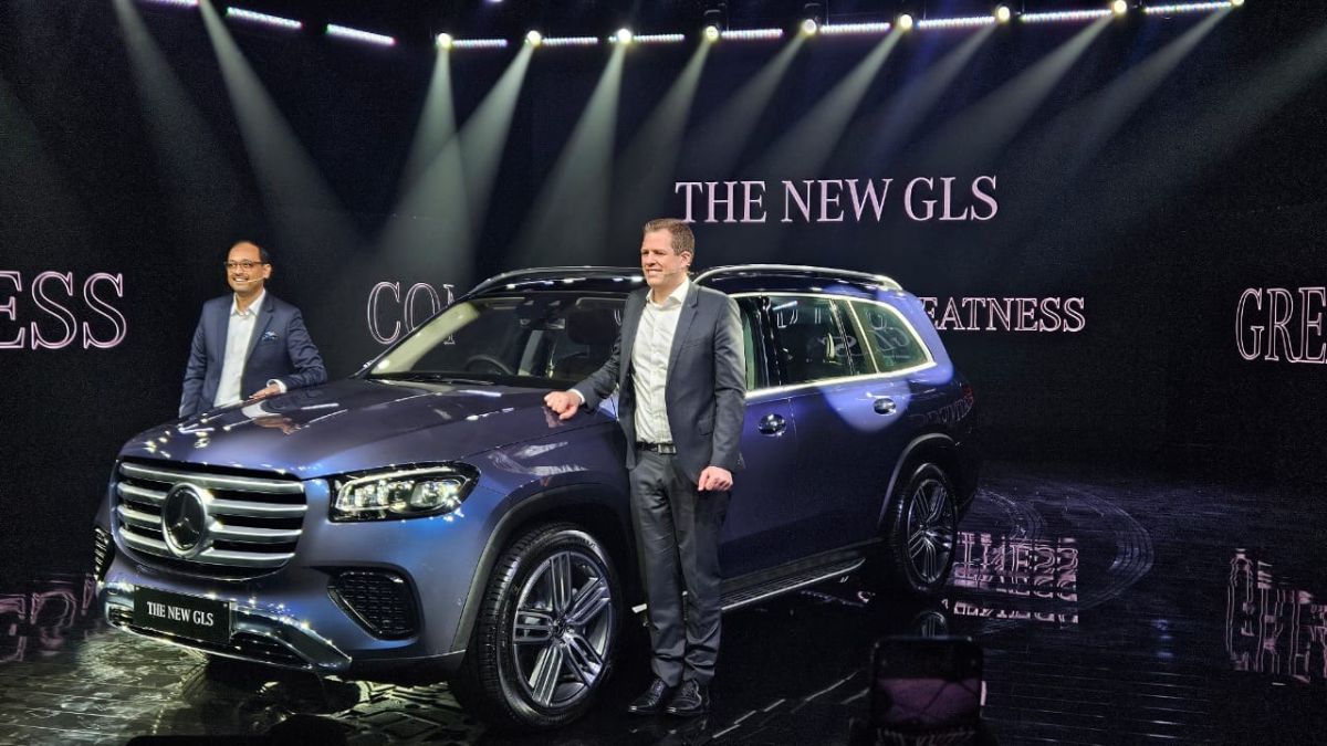 mercedesbenz-gls-facelift-launched-in-india-with-prices-starting-from-rs-132-crore-check-new-design-features