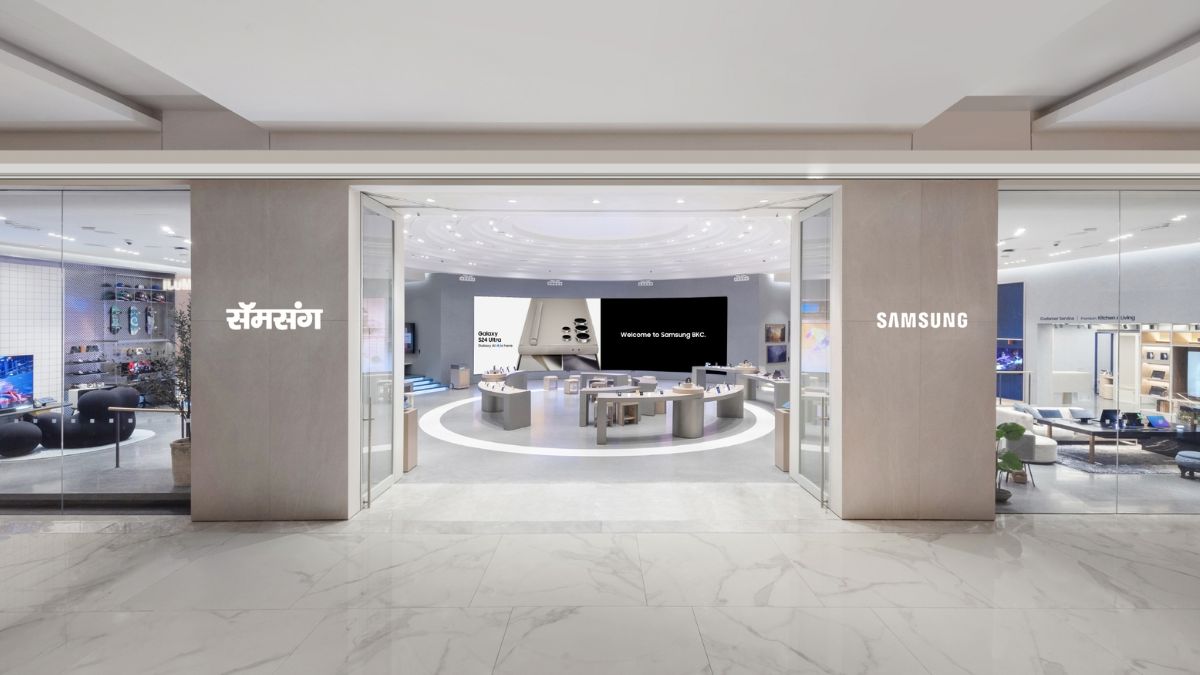 samsung-bkc-south-korean-gaint-unveils-online-to-offline-lifestyle-store-in-mumbai-pre-bookings-for-s24-ultra-now-live