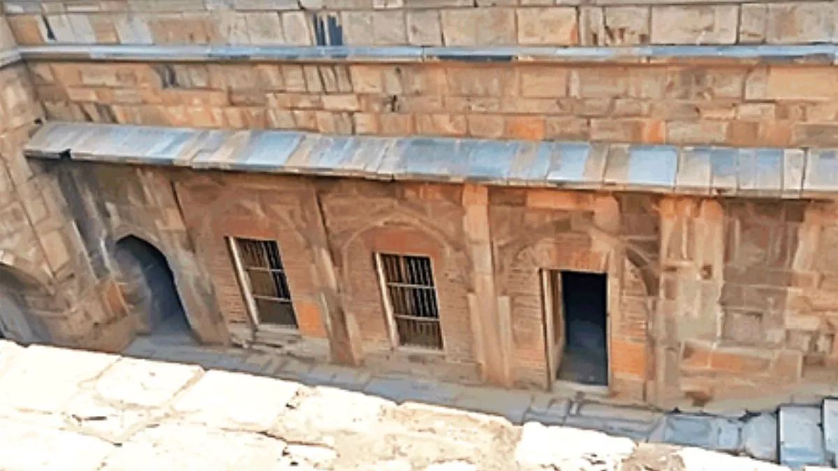 red-fort-prison-which-once-held-indian-national-army-soldiers-captive-to-be-open-for-tourists