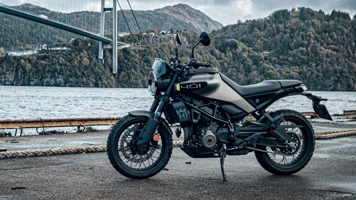 2024 Husqvarna Svartpilen 401 Launched In India At Rs 2.92 Lakh; Full ...