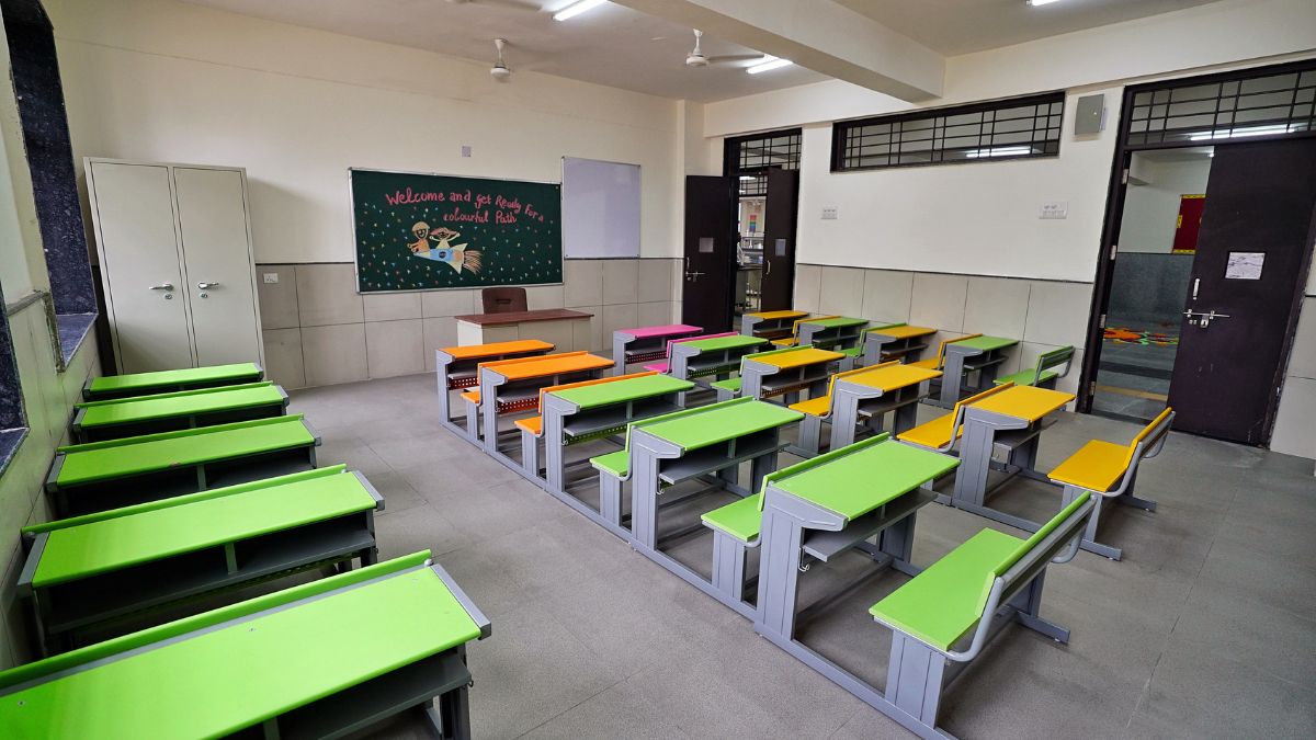 new-irregularities-emerge-in-teachers-recruitment-in-west-bengal-records-of-58-teachers-missing