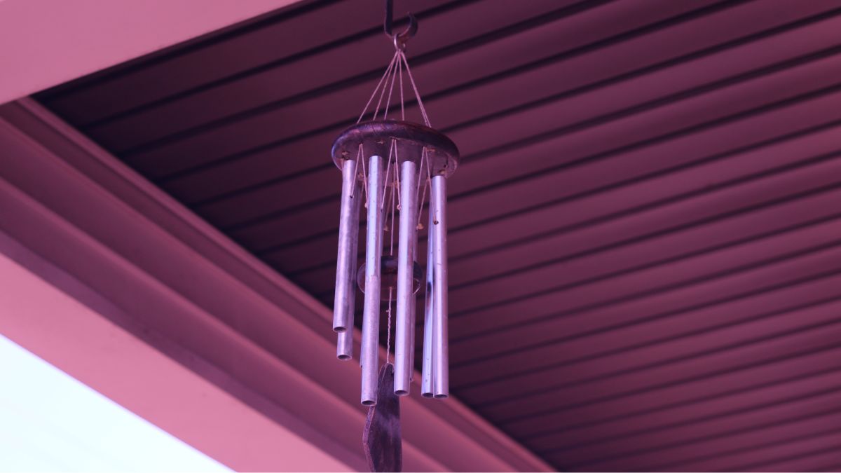 Hang Wind Chimes In THIS Direction To Remove Vastu Dosha And Attract
