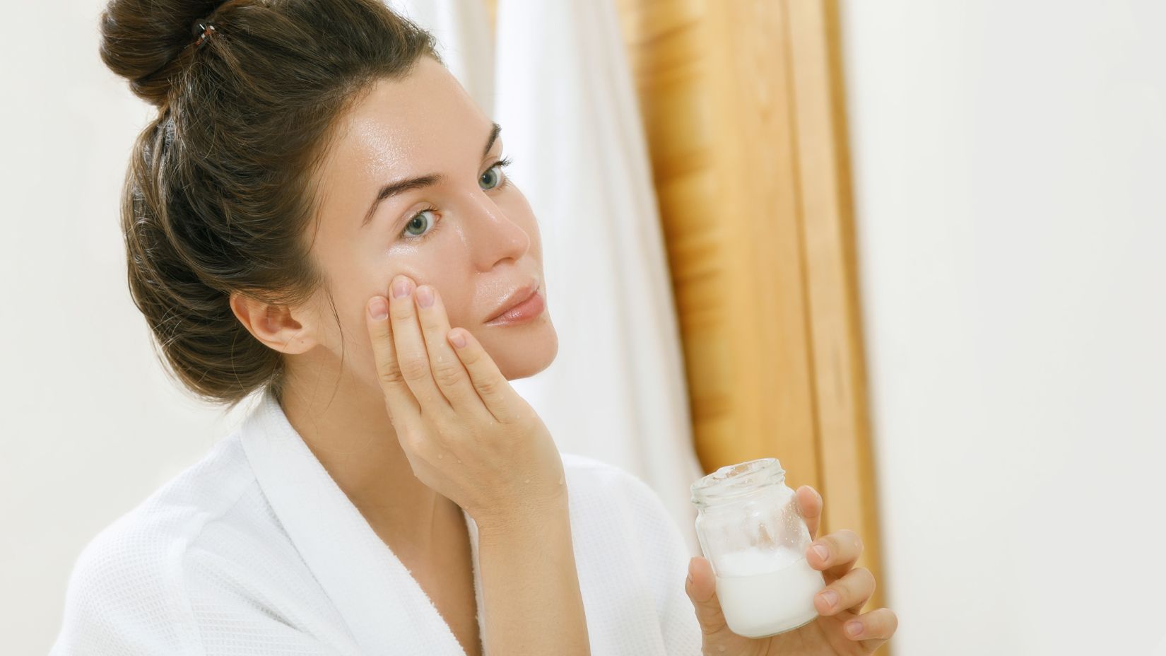 is-applying-coconut-oil-on-face-overnight-an-effective-skincare-remedy-dermatologist-explains