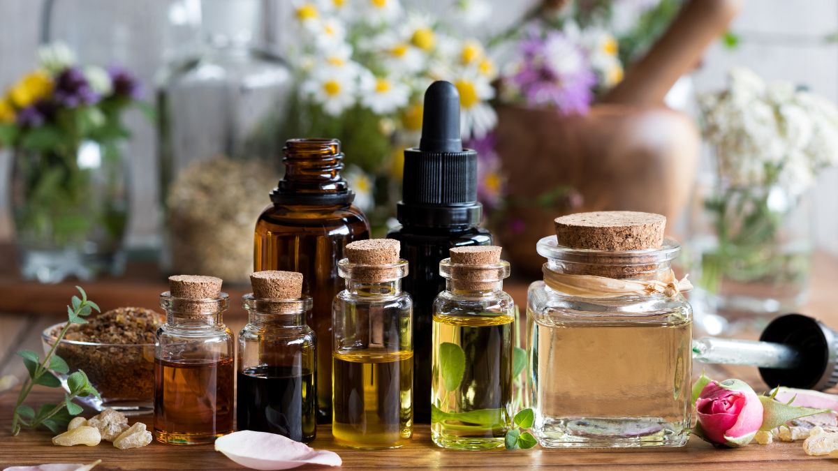 include-these-essential-oils-to-your-haircare-routine-to-reduce-dandruff