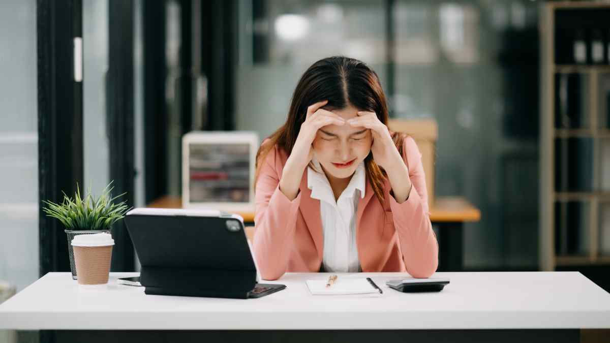 how-overthinking-affects-mental-health-expert-lists-tips-to-manage