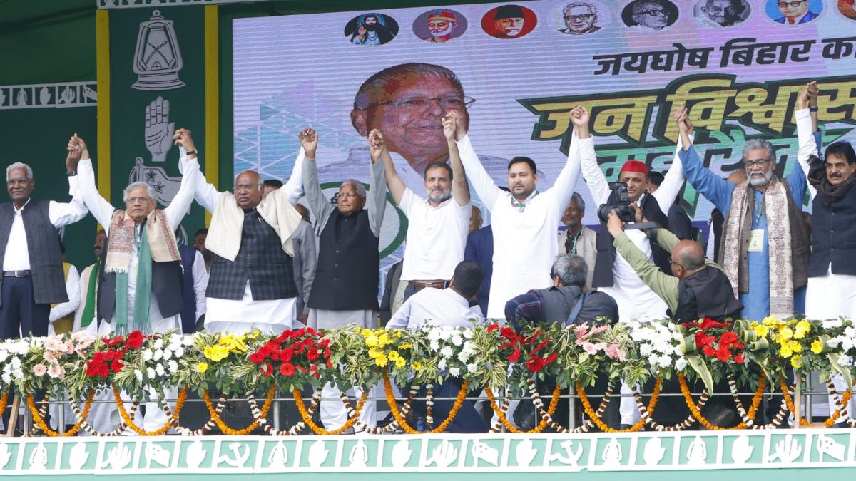 Lalu, Rahul, Akhilesh, Yechury Share Stage As INDIA Bloc Heavyweights ...