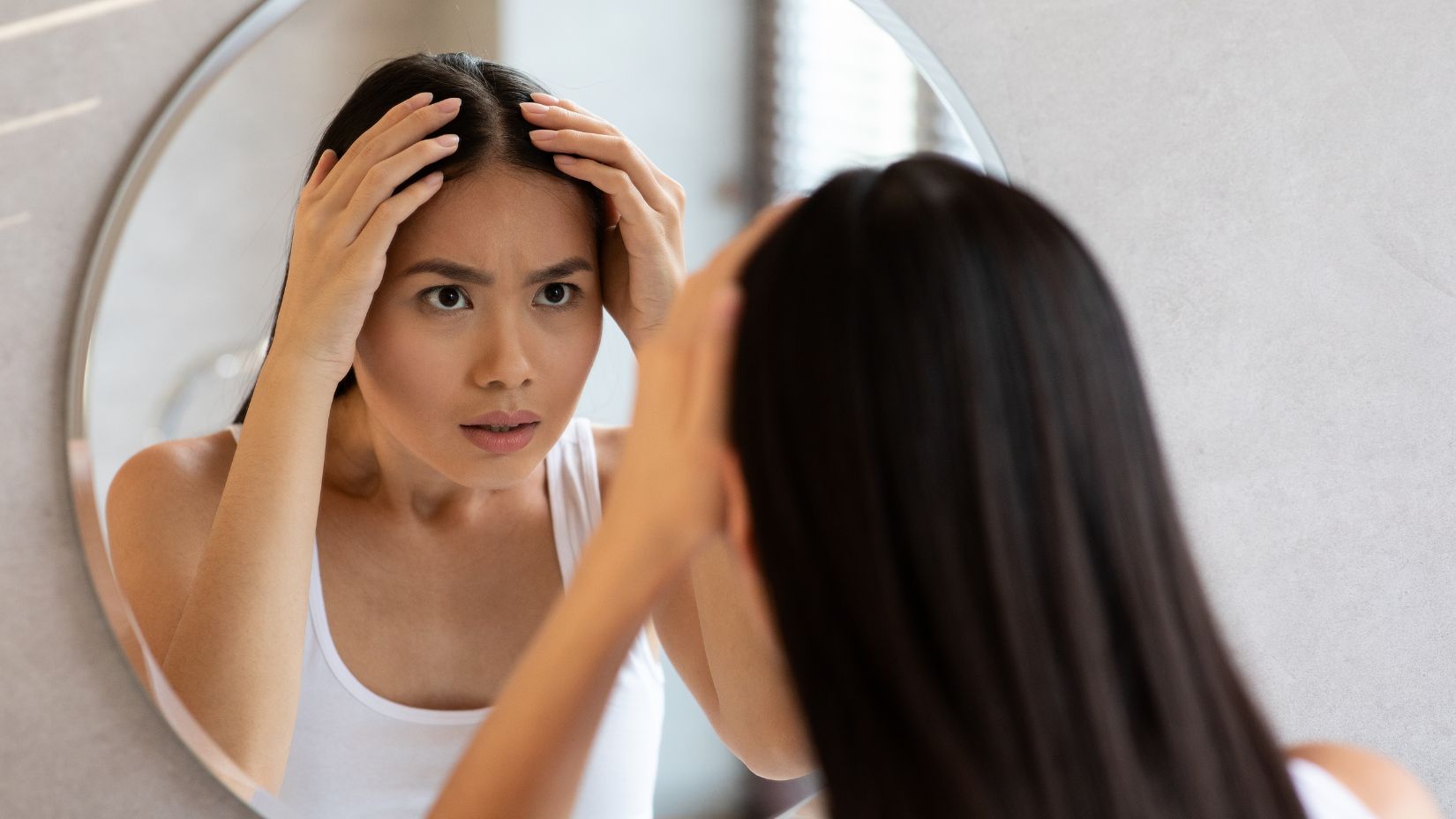 should-you-pluck-your-white-hair-or-not-expert-recommended-ways-to-get-rid-of-premature-greying