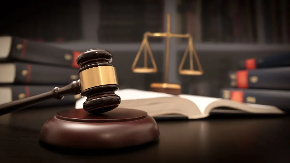 bombay-hc-rules-single-instance-of-following-girl-does-not-count-as-stalking-in-14yearold-harassment-case