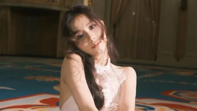 blackpink-jisoo-reveals-disney-movie-that-made-her-cry-talks-about-music-comeback-putting-in-even-more-effort