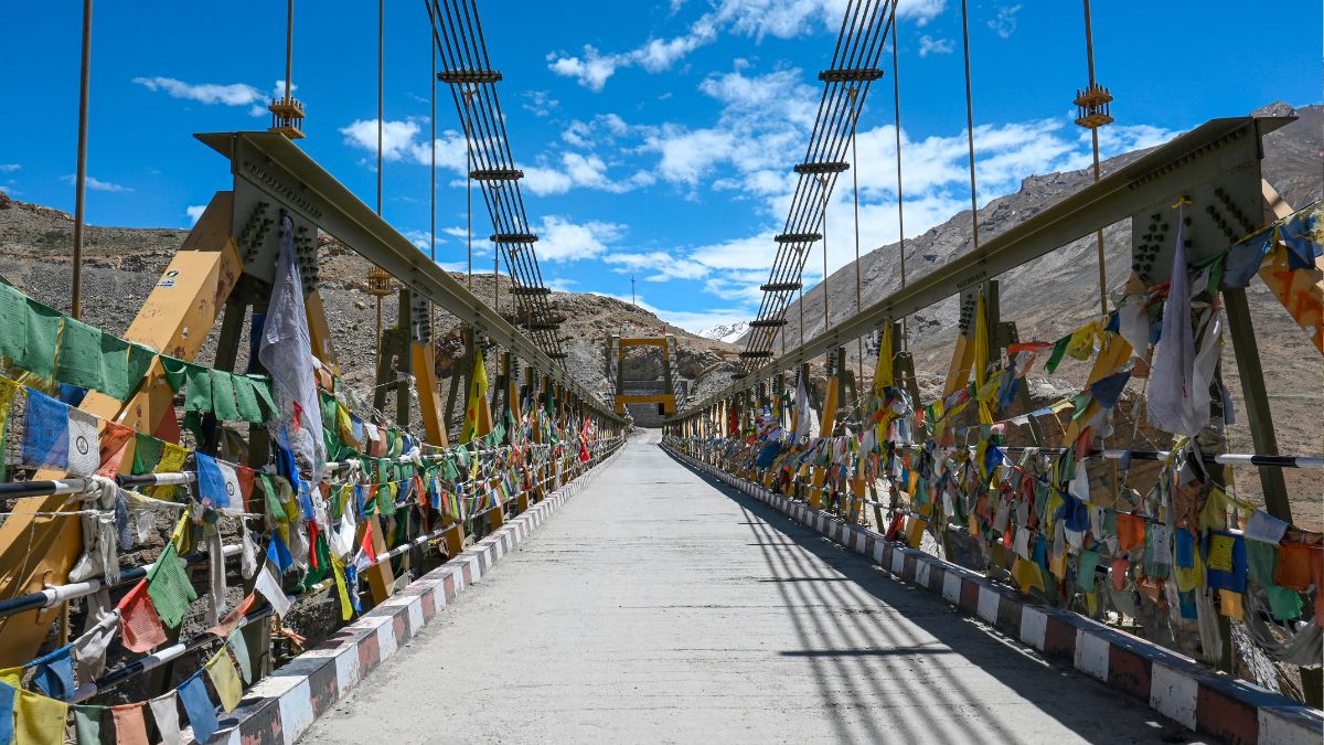 top 10 famous tourist spots in Himachal Pradesh Rohtang Pass