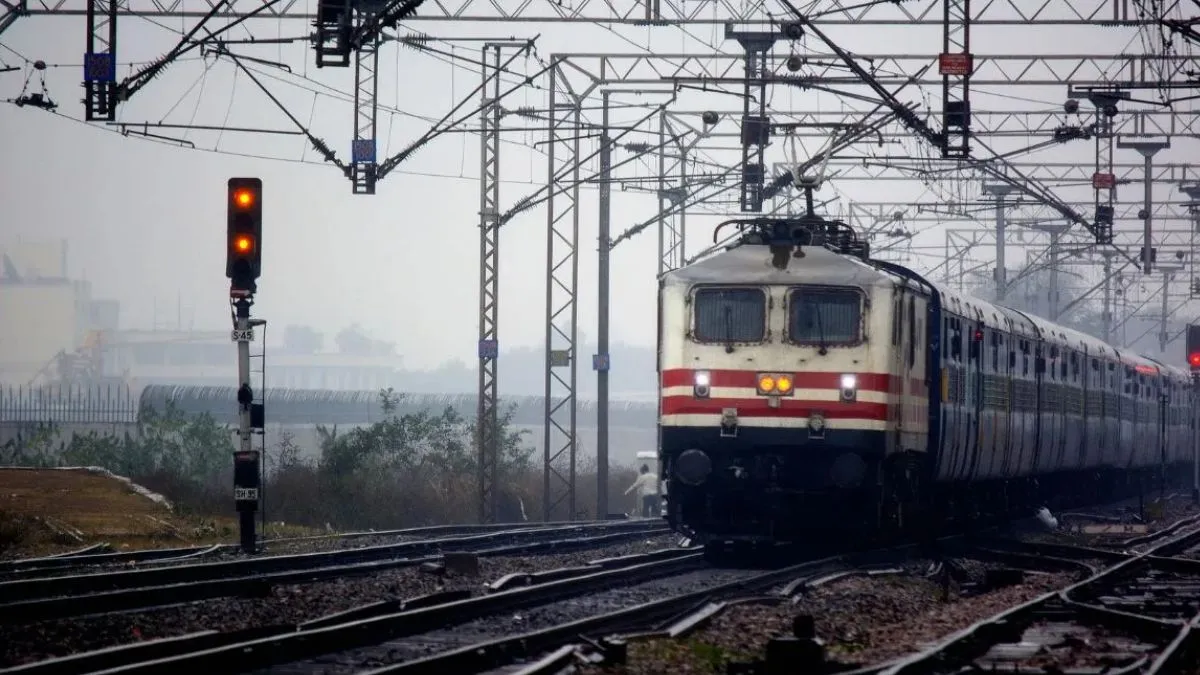 irctc-down-users-struggle-to-book-tickets-as-irctc-app-website-crash-again-internet-reacts