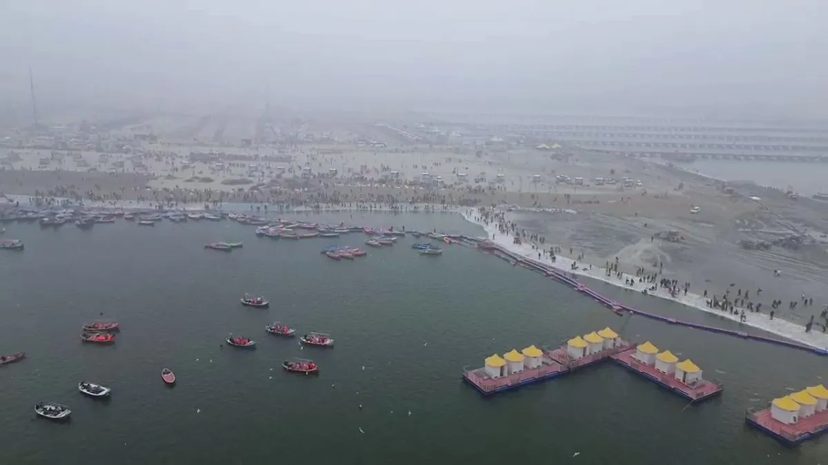 mahakumbh-2025-from-grand-pavilions-to-luxury-tents-and-enhanced-air-connectivity-govt-welcomes-tourists-to-big-event