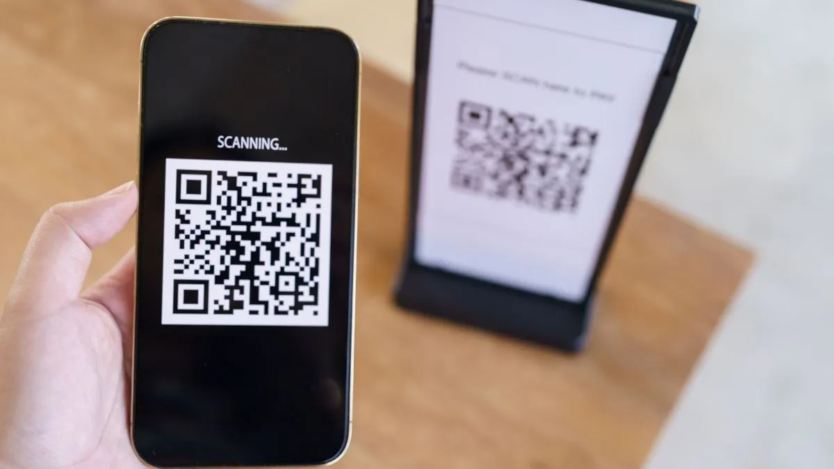 mp-news-fraudsters-replace-qr-codes-at-shops-redirect-payments-to-their-accounts-in-khajuraho