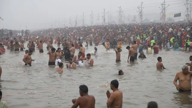 maha-kumbh-2025-7000-buses-32-flights-and-344-trains-how-devotees-reached-in-prayagraj