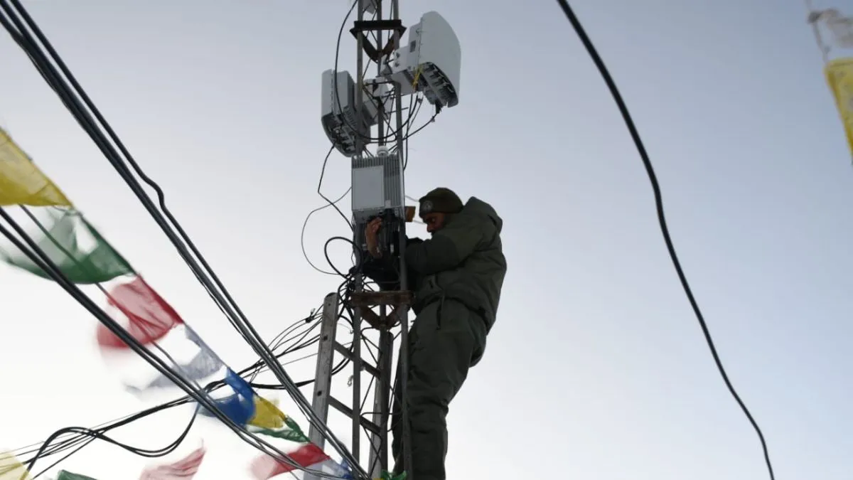 jio-brings-5g-to-siachen-glacier-a-milestone-for-indias-connectivity