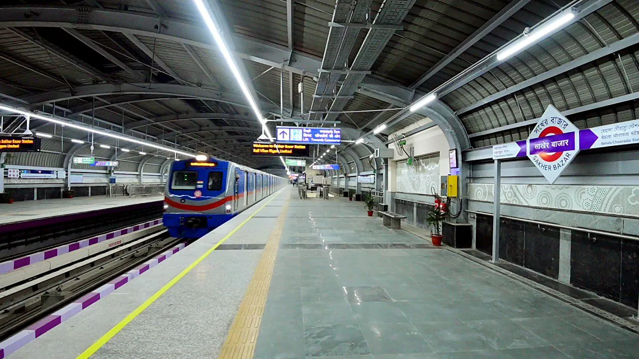 kolkata-metro-first-airport-link-between-noapara-and-jai-hind-stations-to-begin-trial-runs-in-december-official-launch-scheduled-for-march-2025-updates