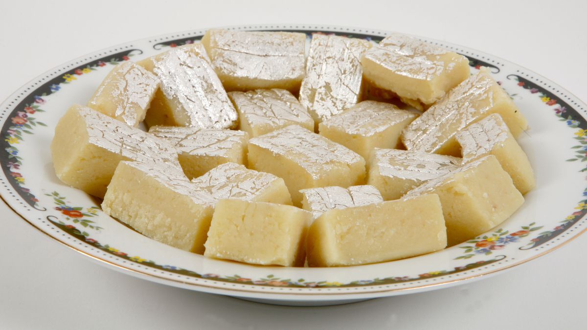 winter foods to have in prayagraj kumbh mela (1)
