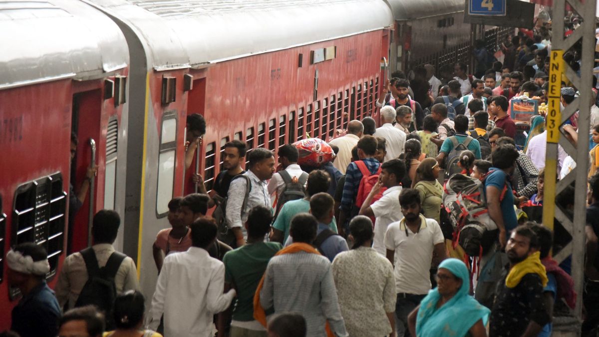 Mahakumbh 2025 Special Trains Connecting Delhi, Mumbai, Kolkata