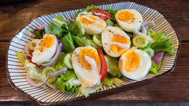 this-is-what-happens-to-your-health-if-you-eat-eggs-everyday