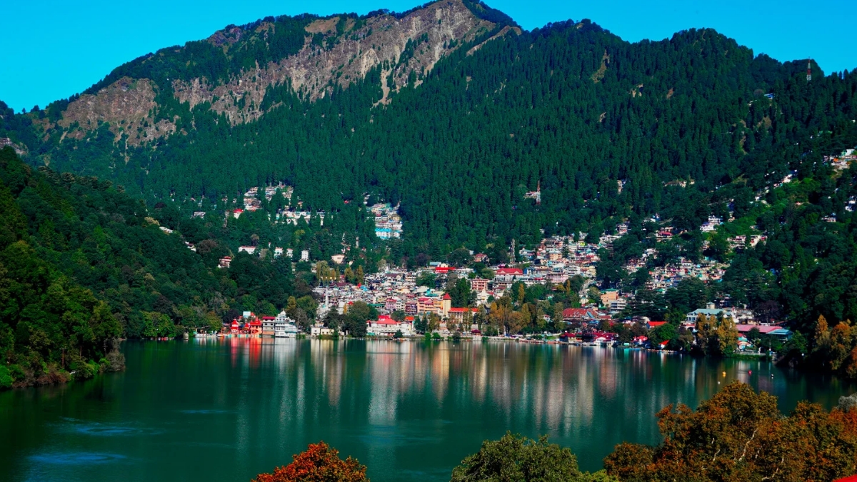 top 10 famous tourist spots in Uttarakhand nainital