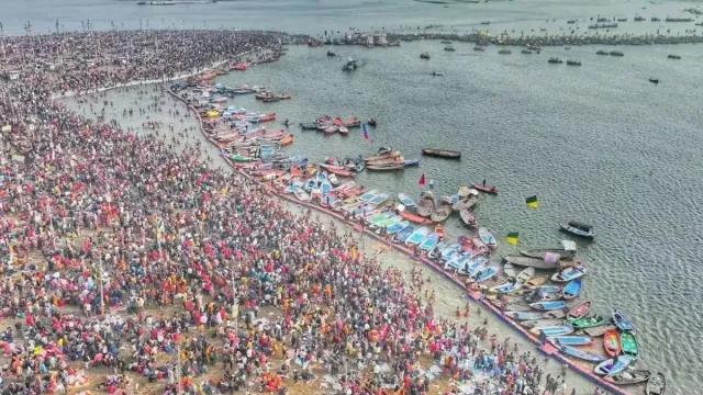 mahakumbh-mela-2025-over-5-crore-devotees-take-holy-dip-at-triveni-sangam-pilgrims-continue-to-flock-mega-festival