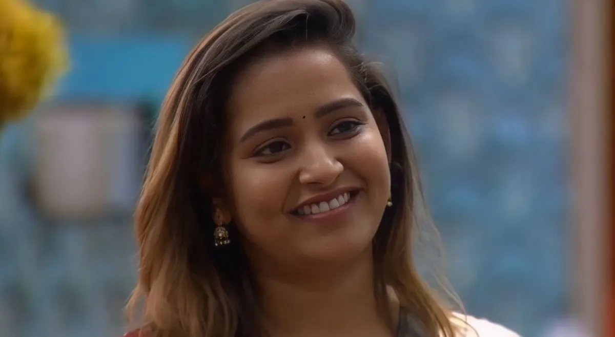 bigg-boss-tamil-8-elimination-jacquline-evicted-ahead-of-finale-vijay-sethupathi-show-gets-top-5-finalists