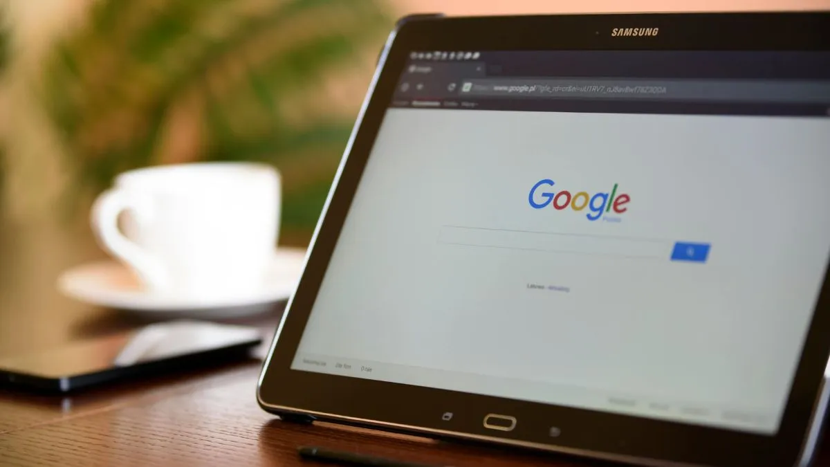 google-refuses-to-implement-factchecking-in-search-results-report-says