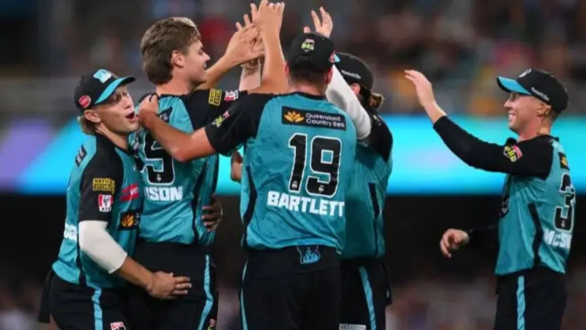 ren-vs-hea-fantasy-prediction-cricket-tips-playing-xi-pitch-report-injury-updates-for-bbl-2025-match-38