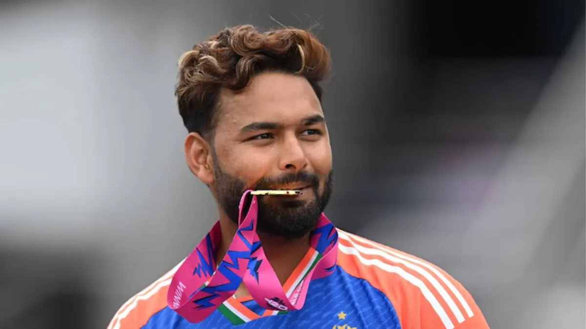rishabh-pant-has-almost-reached-the-same-level-as-ms-dhoni-says-mohammadkaif