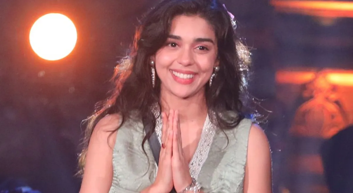 bigg-boss-18-grand-finale-eisha-singh-gets-evicted-misses-spot-in-top-5-finalists