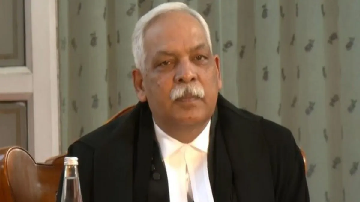 Justice Devendra Kumar Upadhyaya Sworn In As Chief Justice Of Delhi ...