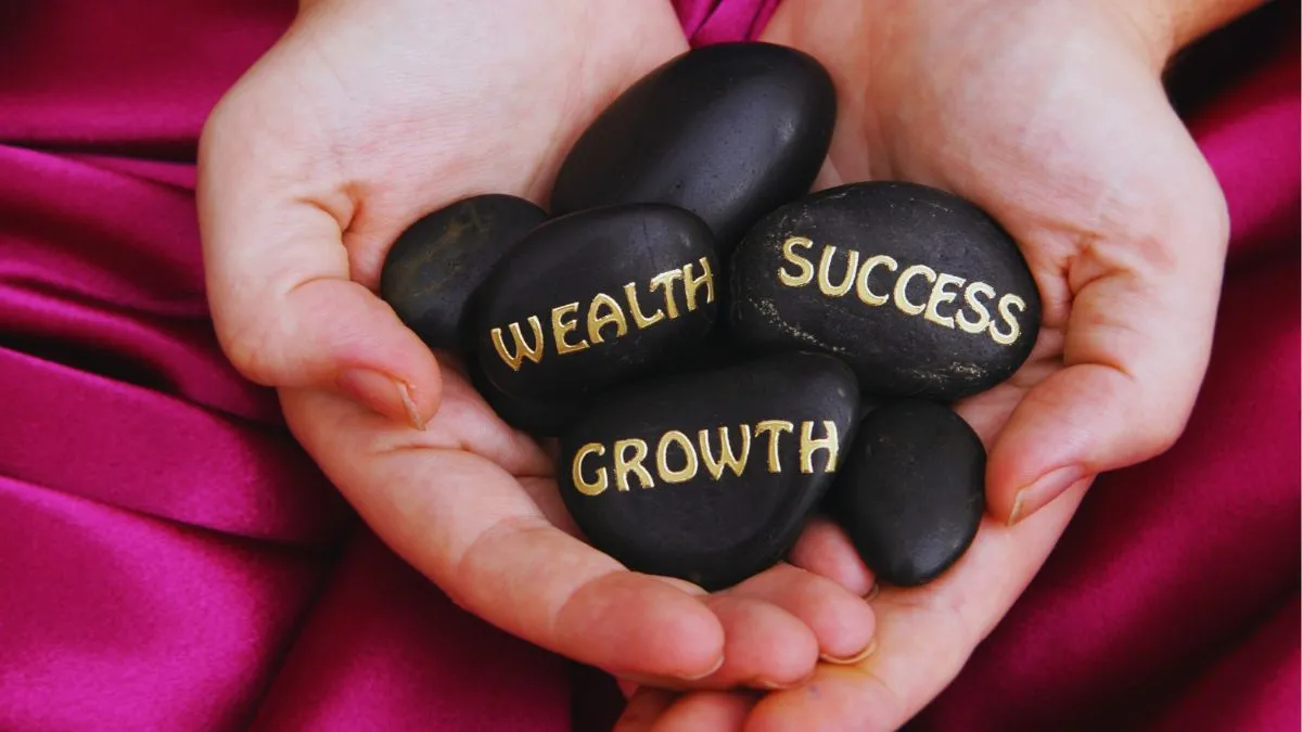 top-7-zodiac-signs-destined-for-stardom-and-success-as-per-astrology