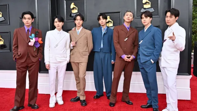 bts-to-embark-on-world-tour-after-comeback-later-this-year-armys-await-suga-min-yoongi-military-discharge-and-ot7-reunion