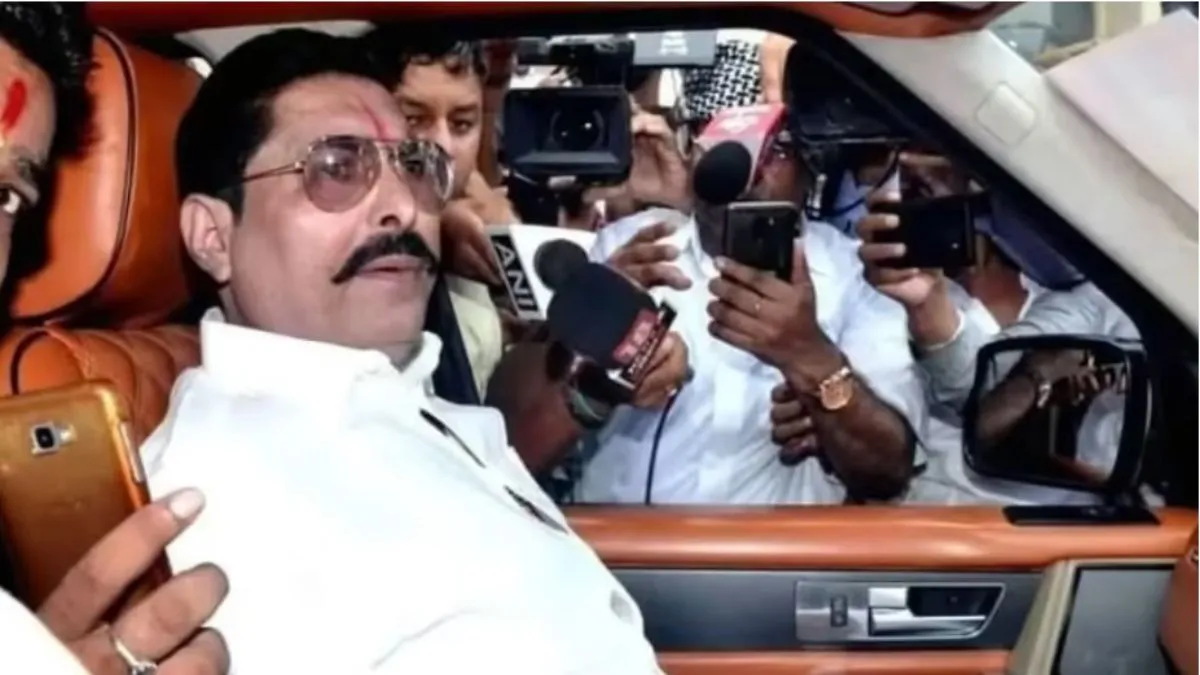 bihar-tensions-escalate-in-mokama-after-firing-on-former-mla-anant-singh-police-hunt-for-sonumonu-gang